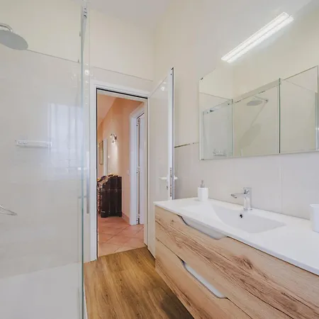 Gerry House By Interhome *